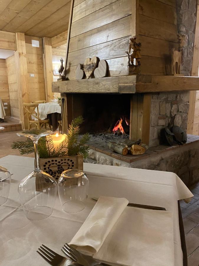 Hotel Campo Stella Leonessa Bagian luar foto