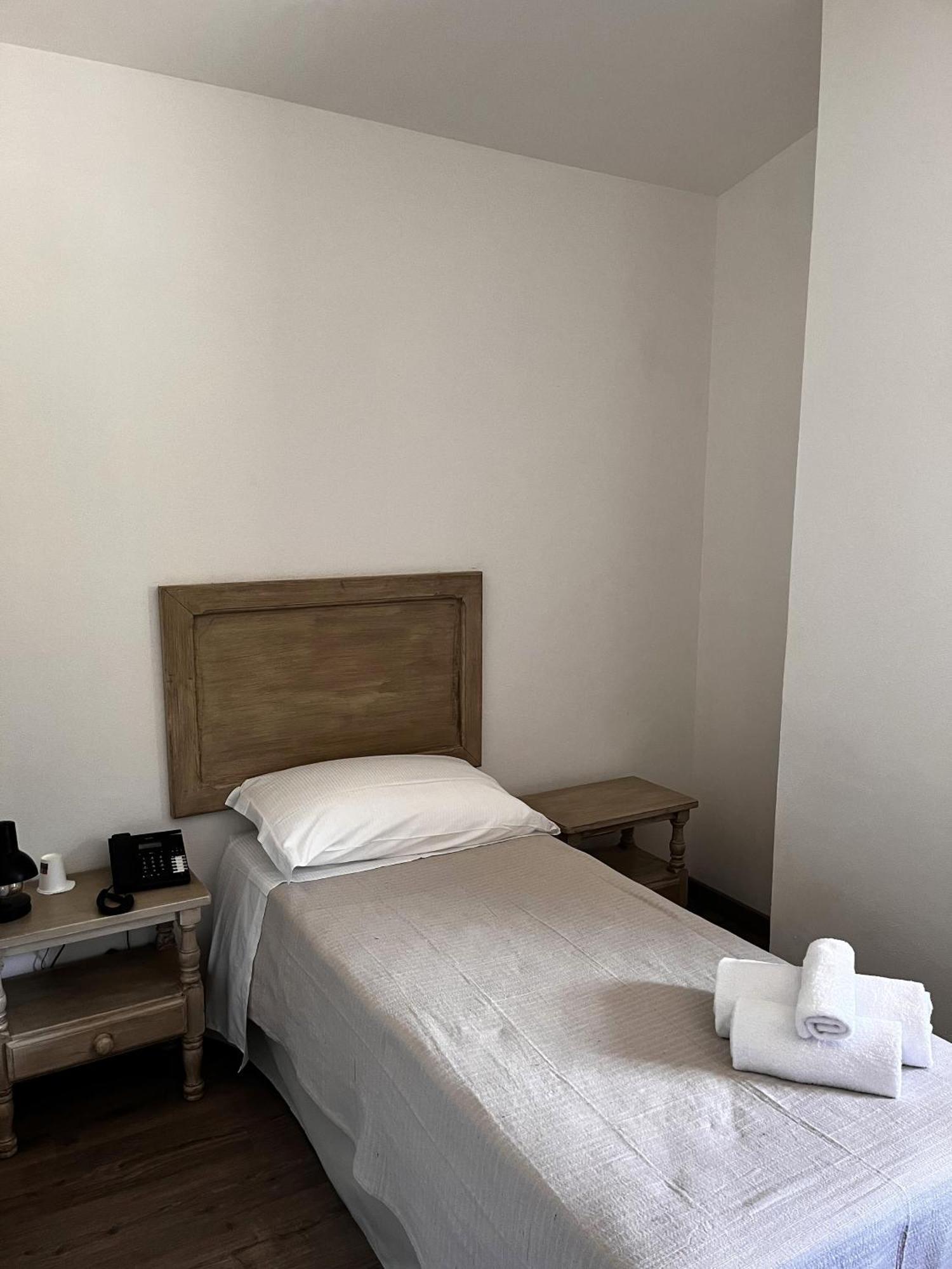 Hotel Campo Stella Leonessa Bagian luar foto